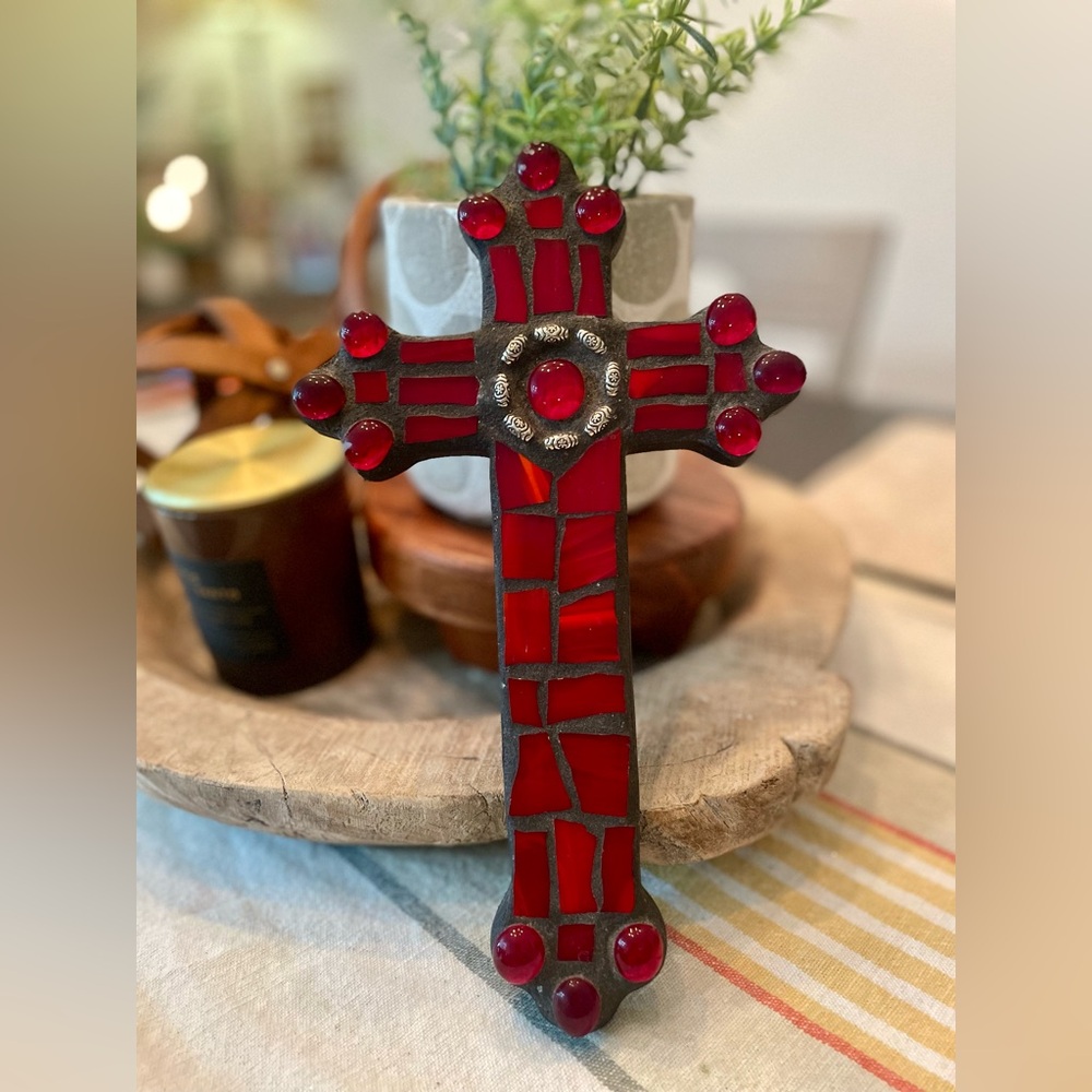 Mosaic tiled cross